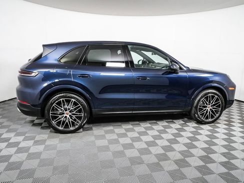 New 2026 Porsche Cayenne image 29