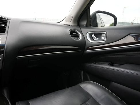 Used 2013 INFINITI JX35 AWD w/ Premium Pkg image 8