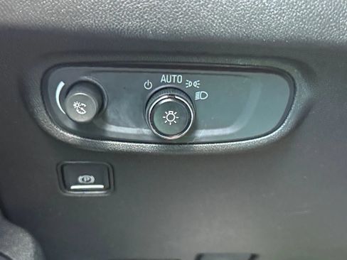 Used 2020 GMC Terrain SLE w/ Driver Convenience Package AWD/4WD image 37