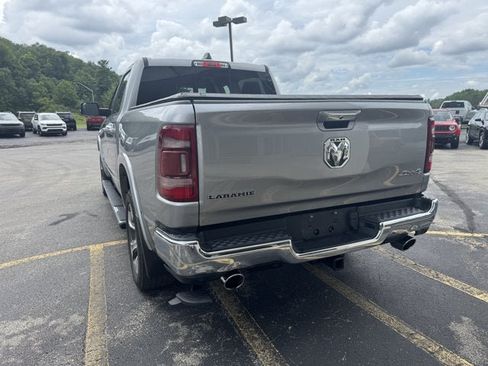 Used 2021 RAM 1500 Laramie AWD/4WD image 3