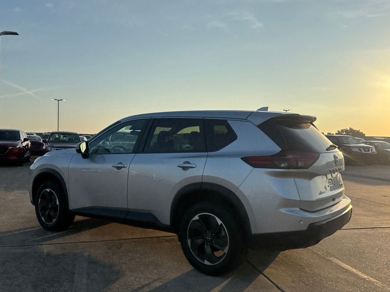 Certified 2024 Nissan Rogue SV AWD/4WD image 13