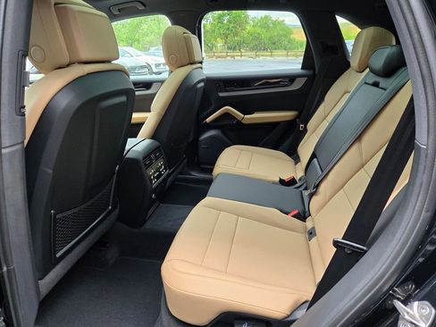 New 2026 Porsche Cayenne E-Hybrid image 18