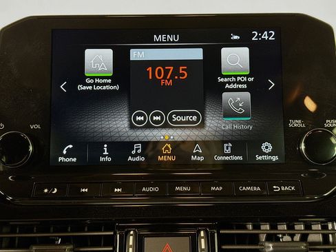 Used 2024 Nissan Pathfinder Platinum w/ Cargo Package image 17