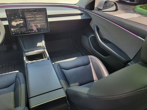 Used 2024 Tesla Model 3 RWD image 10