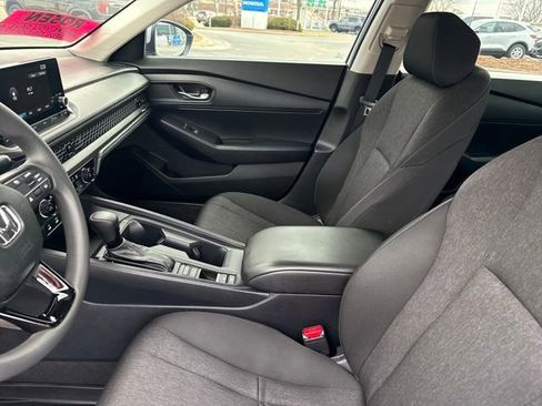 Used 2023 Honda Accord LX image 13