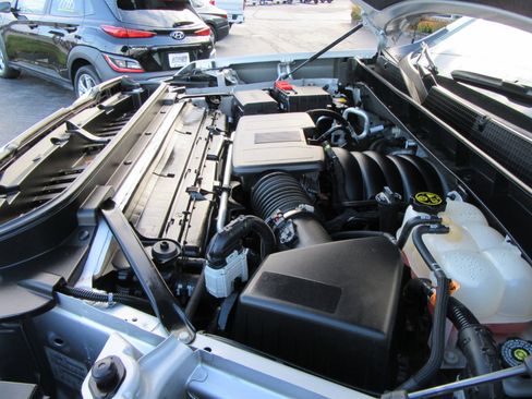 Used 2022 GMC Sierra 1500 Elevation image 89