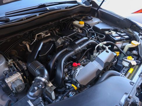 Used 2017 Subaru Forester 2.5i Limited w/ Popular Package #2 image 16