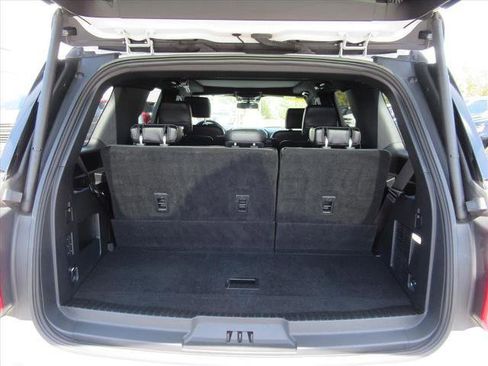 Used 2020 Ford Expedition XLT w/ Equipment Group 202A image 33