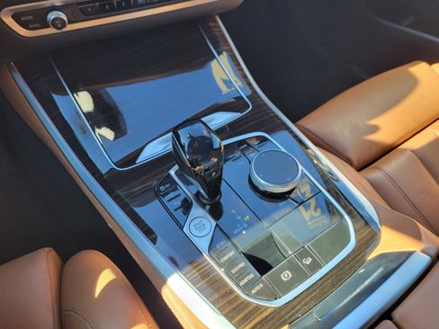 Used 2021 BMW X5 xDrive40i w/ Convenience Package image 19