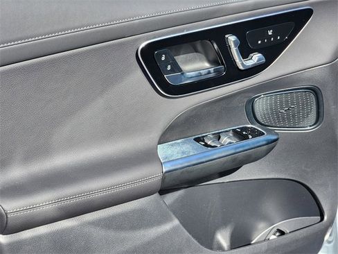 New 2026 Mercedes-Benz GLC 300 4MATIC image 10