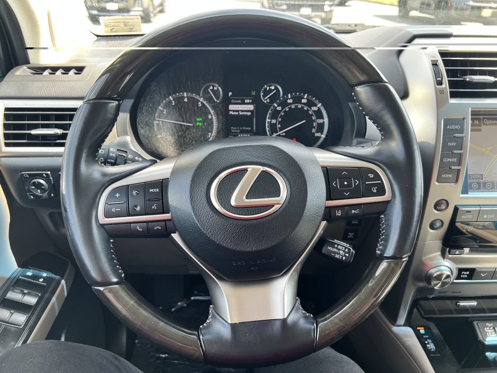 Used 2021 Lexus GX 460 Premium w/ Premium Package AWD/4WD image 10