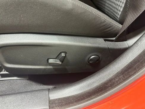 Used 2023 Dodge Charger R/T w/ Harman/Kardon Audio Group image 12