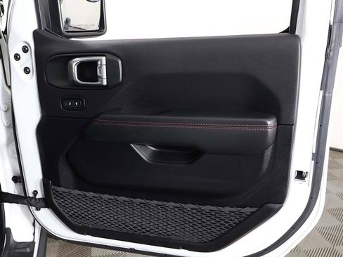 Used 2022 Jeep Wrangler Unlimited Rubicon w/ Cold Weather Group image 21