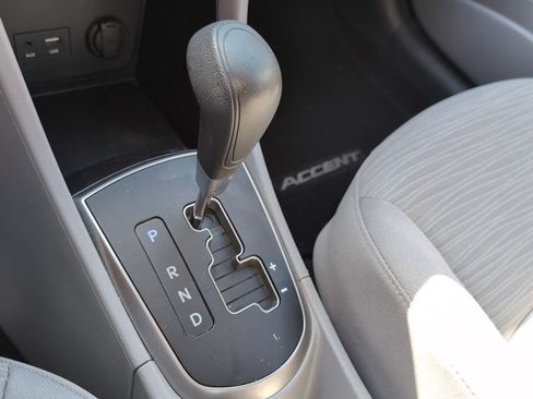 Used 2016 Hyundai Accent SE FWD image 15