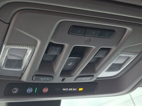 Used 2019 Chevrolet Silverado 1500 LTZ w/ LTZ Premium Package image 28