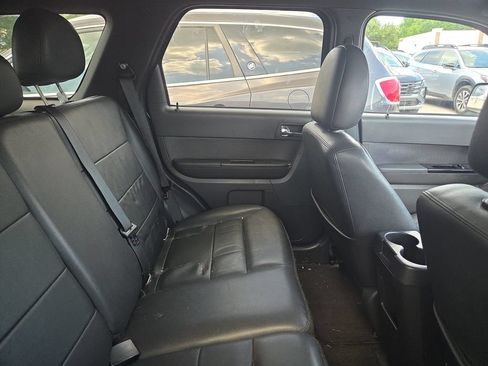 Used 2011 Ford Escape Limited w/ 302A Rapid Spec Order Code FWD image 11