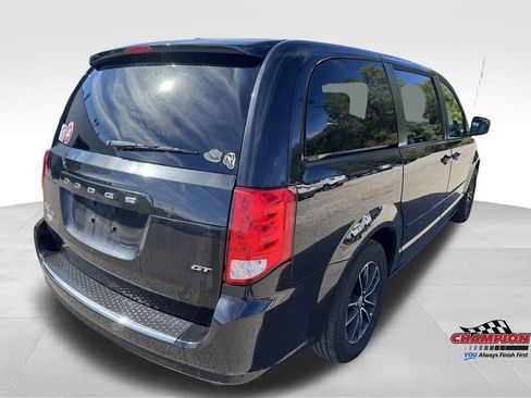 Used 2017 Dodge Grand Caravan GT image 5