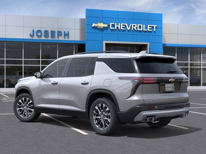 New 2026 Chevrolet Traverse LT w/ Sun and Wheel Package