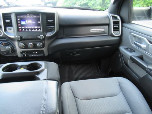 Used 2021 RAM 1500 Big Horn RWD image 17