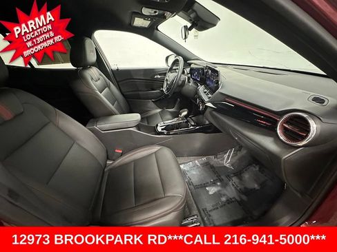 Certified 2025 Chevrolet Trax RS w/ Driver Confidence Package FWD image 23