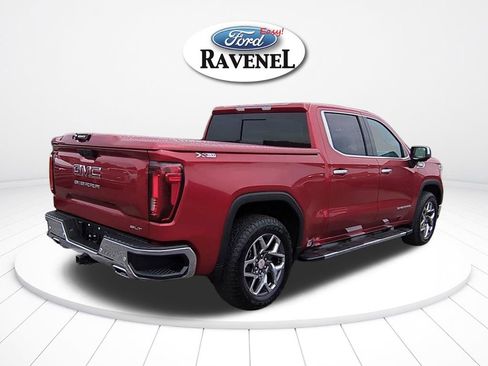 Used 2023 GMC Sierra 1500 SLT w/ SLT Premium Package AWD/4WD image 4