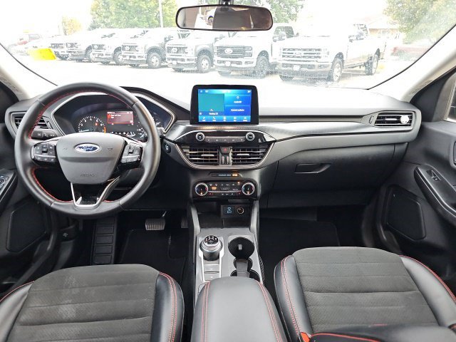Used 2022 Ford Escape SEL w/ SEL Stealth AWD Package image 10