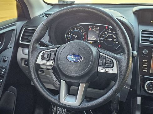 Used 2018 Subaru Forester 2.5i Premium image 34