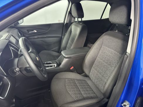 Used 2024 Chevrolet Equinox LT w/ LPO, Floor Liner Package FWD image 6