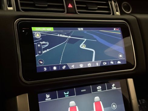 Used 2019 Land Rover Range Rover image 33