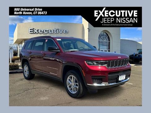 New 2026 Jeep Grand Cherokee L Laredo AWD/4WD image 1