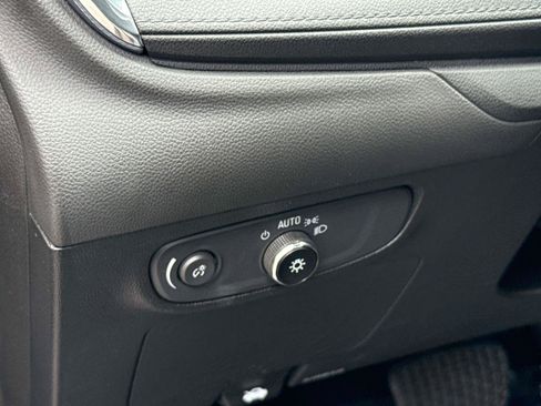 Used 2025 Buick Encore GX Preferred FWD image 25