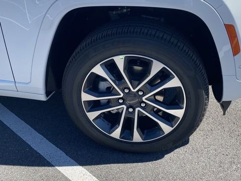 New 2025 Jeep Grand Cherokee Overland w/ Adv Protech Group III image 11