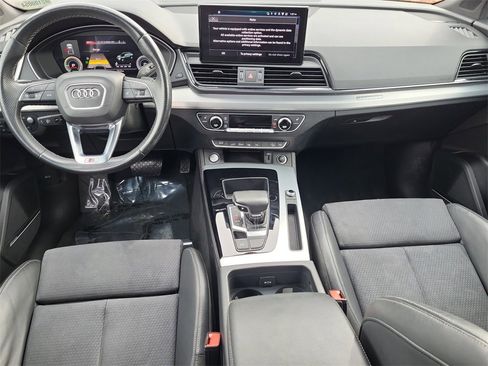Used 2021 Audi Q5 e Prestige image 15