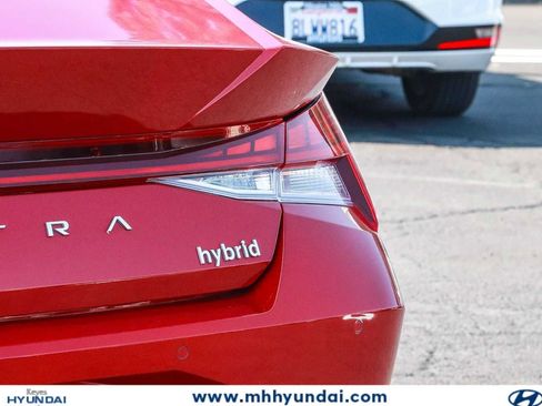 Certified 2023 Hyundai Elantra Limited FWD image 10