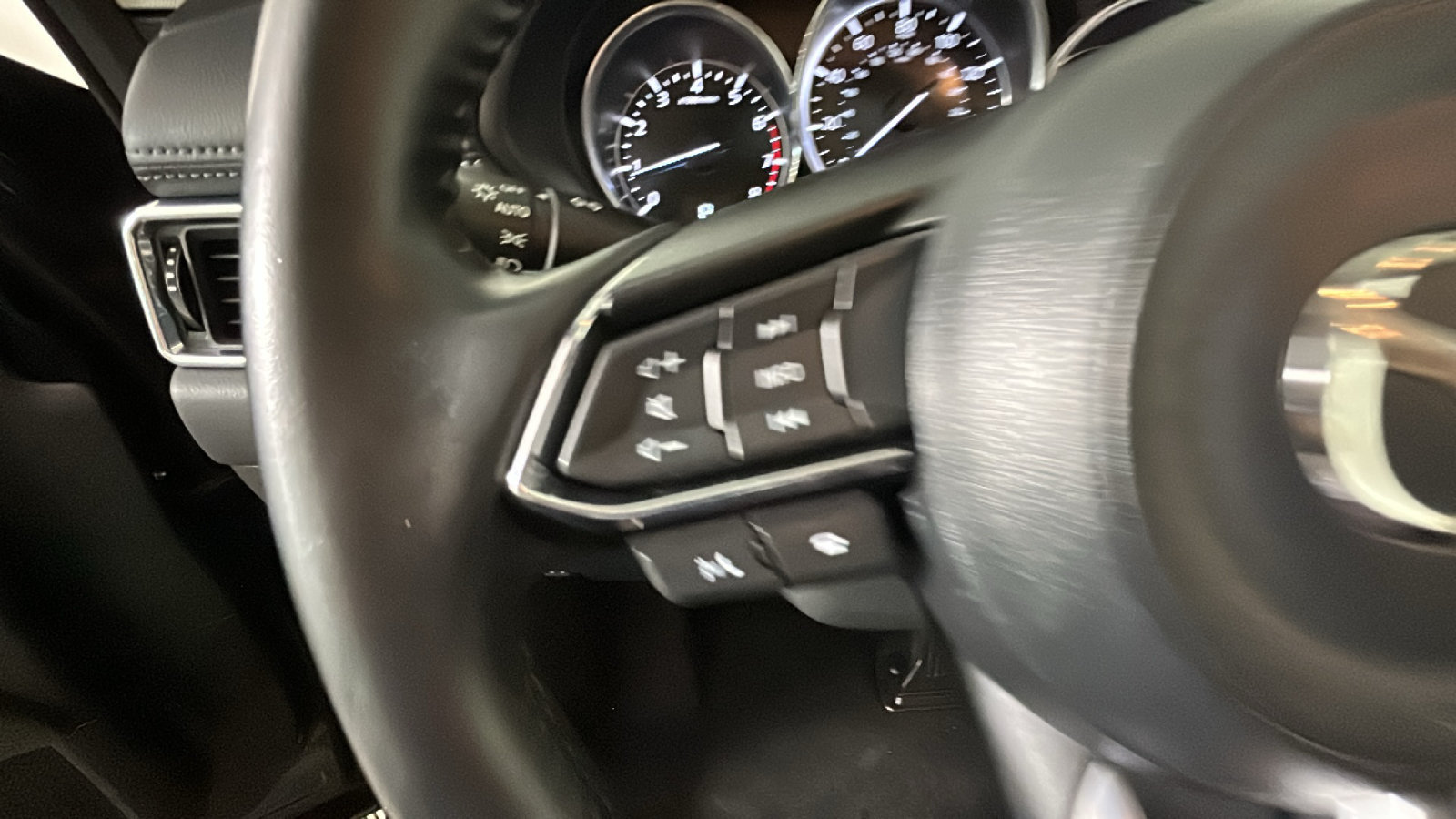 Used 2025 MAZDA CX-5 AWD 2.5 S w/ Preferred Package image 19