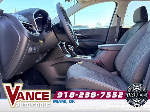 Used 2024 Chevrolet Equinox LT w/ LPO, Floor Liner Package image 15