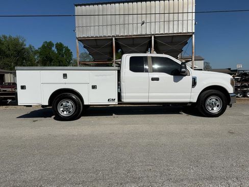 Used 2018 Ford F350 XL w/ Power Equipment Group image 6