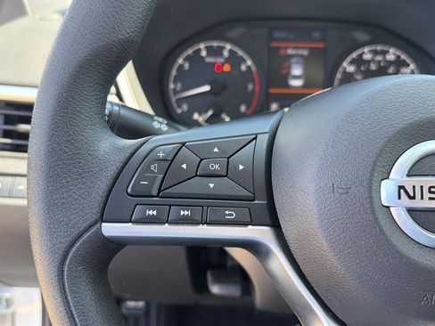 Used 2022 Nissan Altima 2.5 S FWD image 21