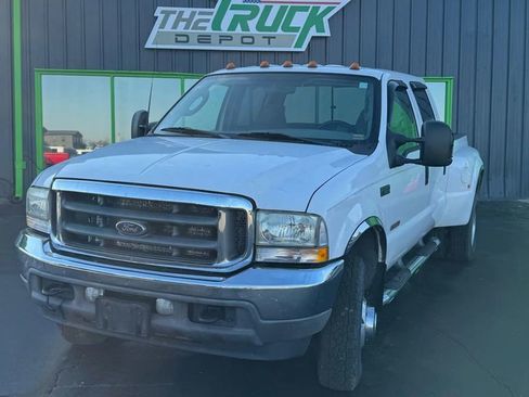Used 2003 Ford F350 XLT image 3