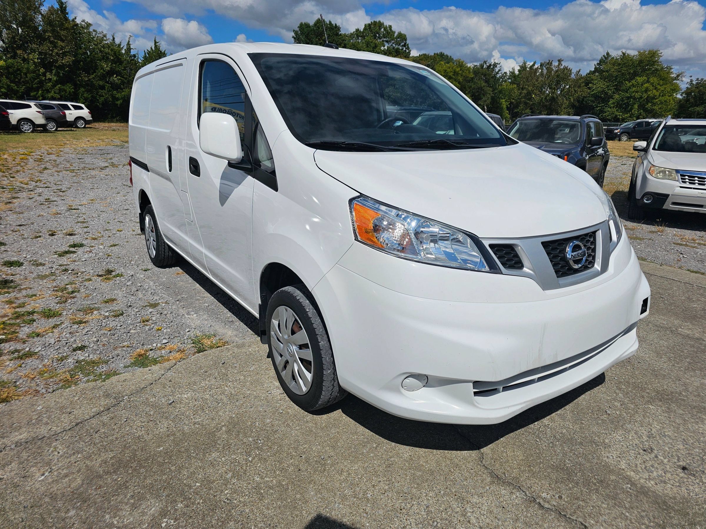 Used 2021 Nissan NV200 SV w/ Back Door Glass Package FWD image 2