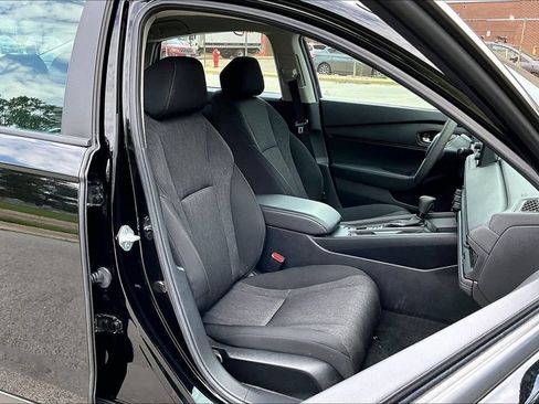 Used 2023 Honda Accord LX image 7