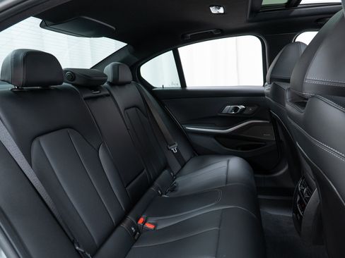 Used 2025 BMW M340i xDrive w/ Premium Package image 24