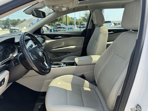 Used 2019 Buick Regal Essence w/ Driver Confidence Package I AWD/4WD image 10