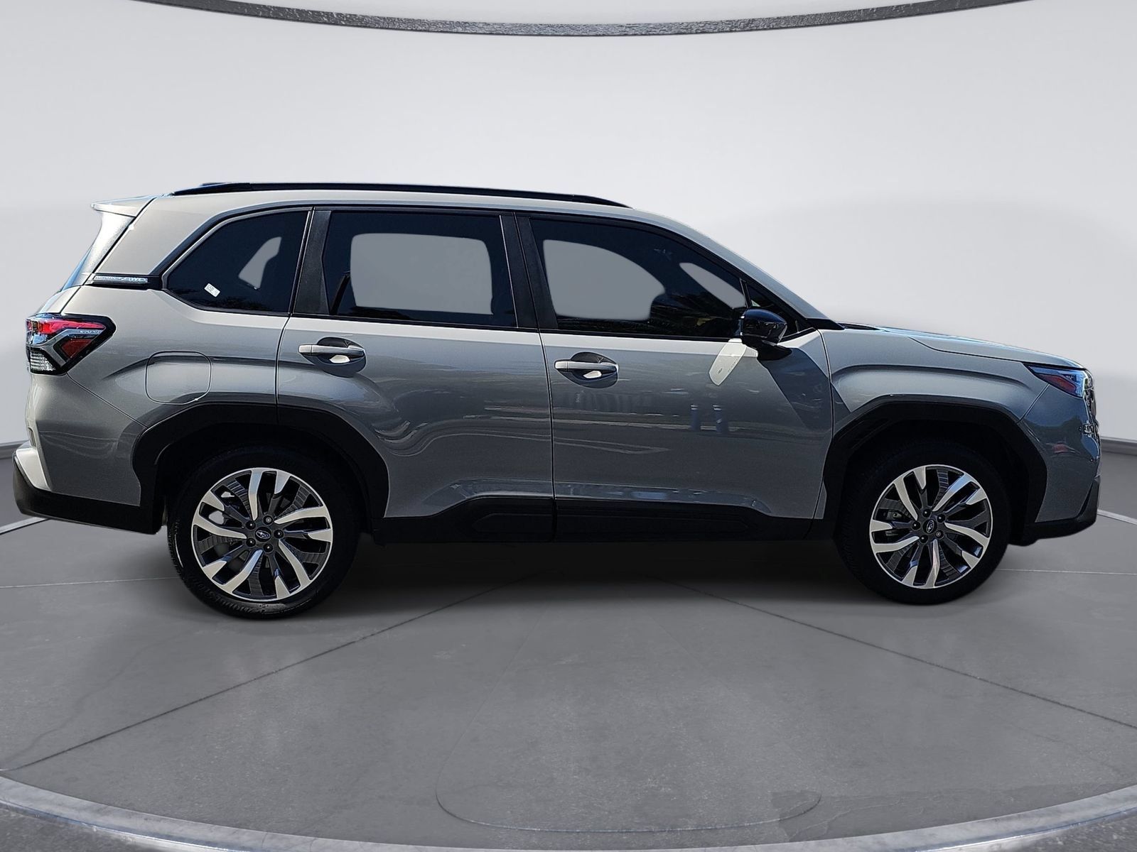 Certified 2025 Subaru Forester Touring AWD/4WD image 2