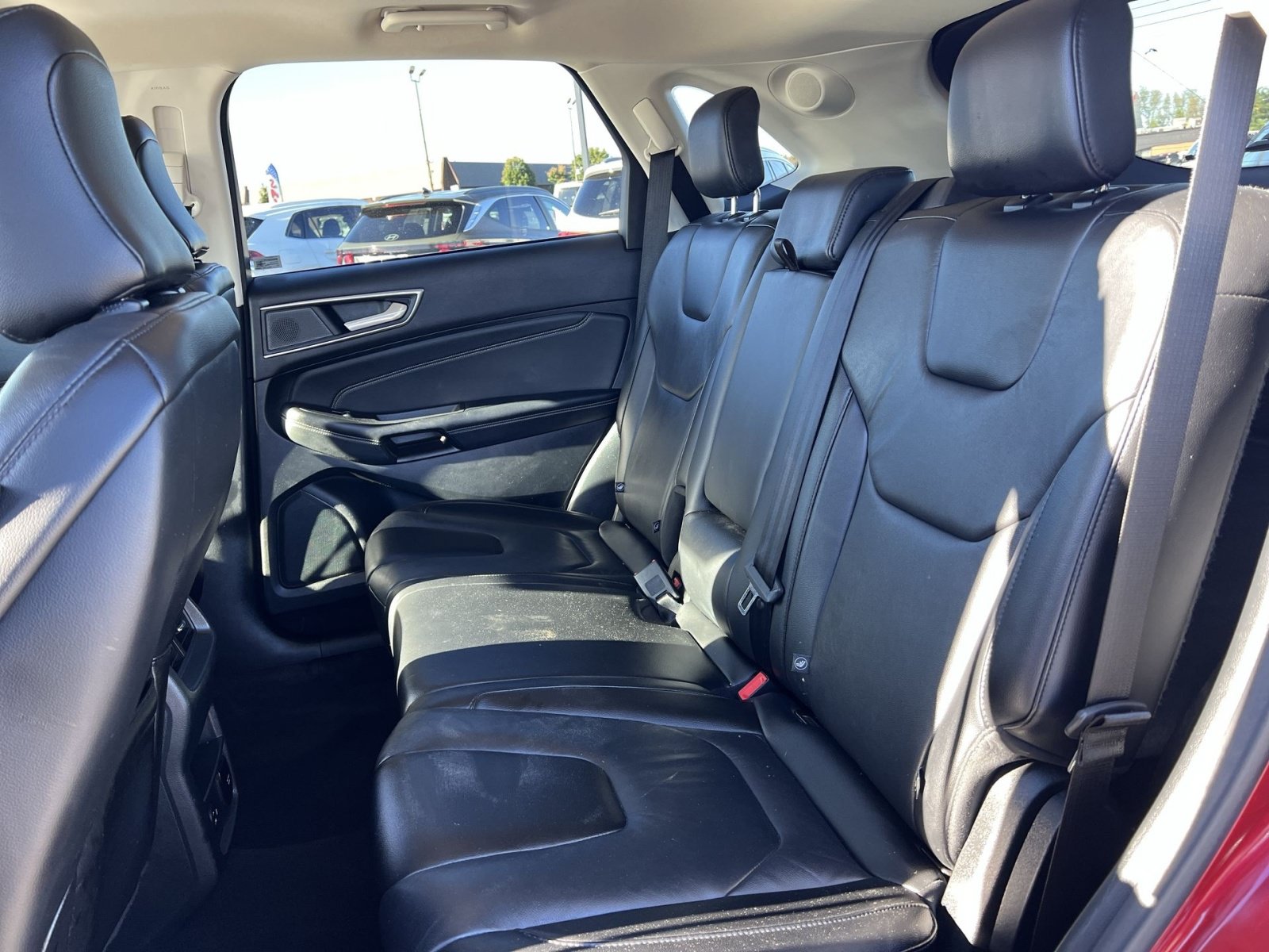 Used 2022 Ford Edge Titanium AWD/4WD image 23