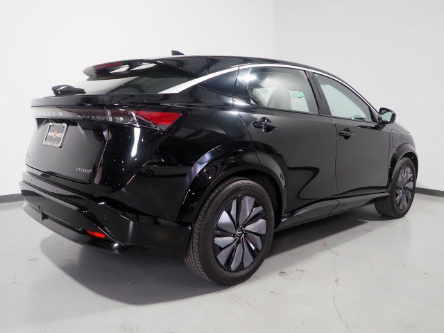Used 2024 Nissan Ariya Evolve+ FWD image 6
