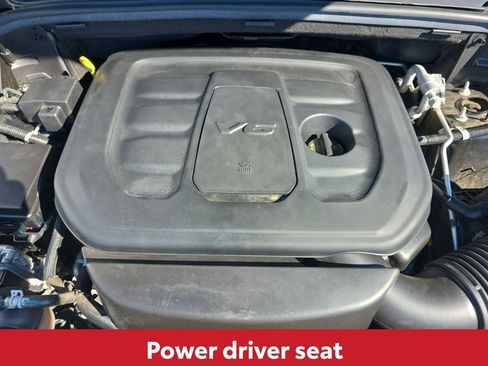 Used 2022 Jeep Grand Cherokee Limited image 12