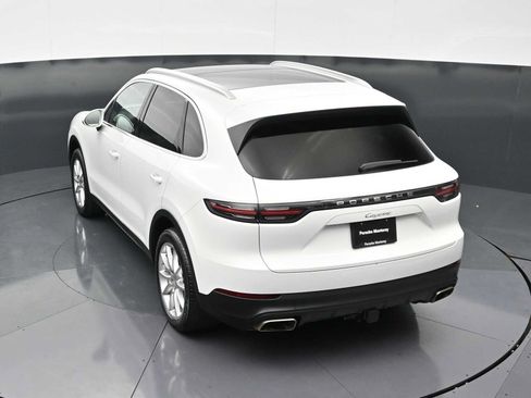 Used 2021 Porsche Cayenne AWD/4WD image 29