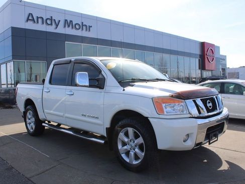 Used 2013 Nissan Titan SL w/ Moonroof Pkg image 1