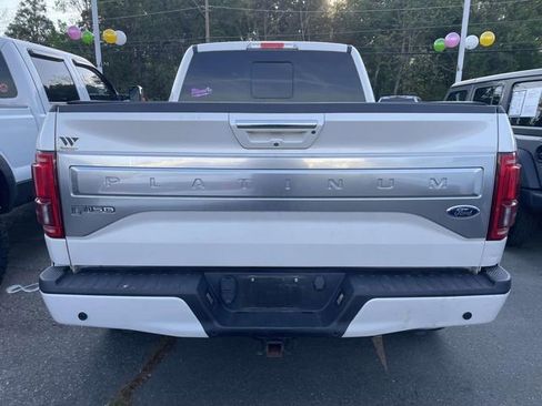 Used 2017 Ford F150 Platinum w/ Equipment Group 701A Luxury image 5